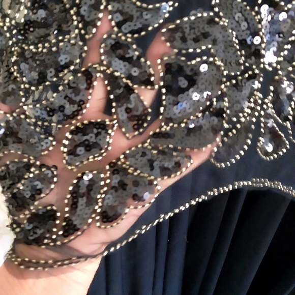 Adrianna Papell Navy Sequin Gown - Picture 10 of 10